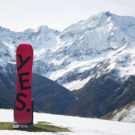 Snowboard Yes Optimistic 2022