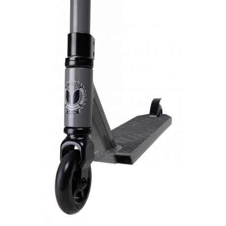 Trottinette Freestyle Blazer Outrun 2 2023