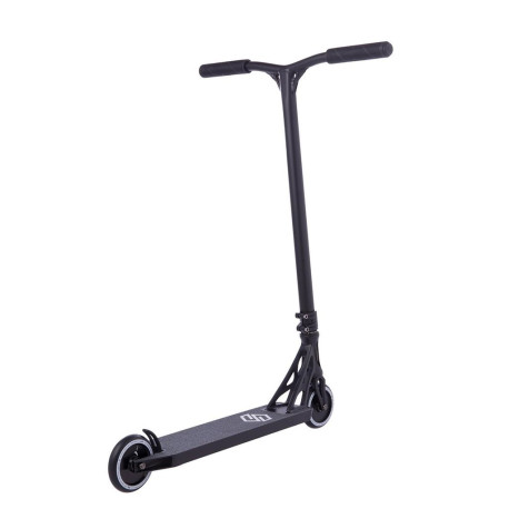 Stuntroller Striker Essence Pro Black 2023