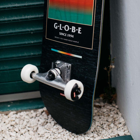 Skateboard Globe G1 Supercolor 8.125'' - Black/Pond - Complete 2023