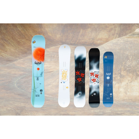 Snowboard Gnu Gloss 2025 