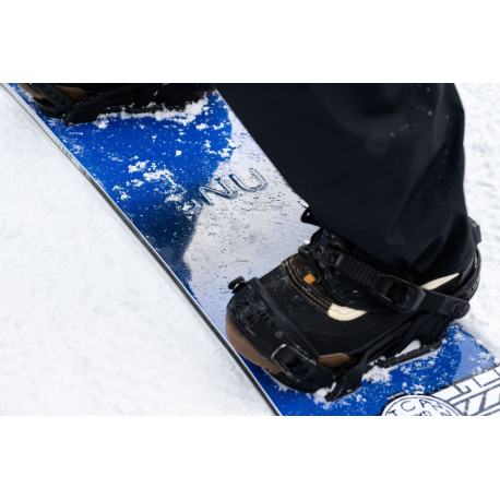 Snowboard Gnu Banked Country 2026 