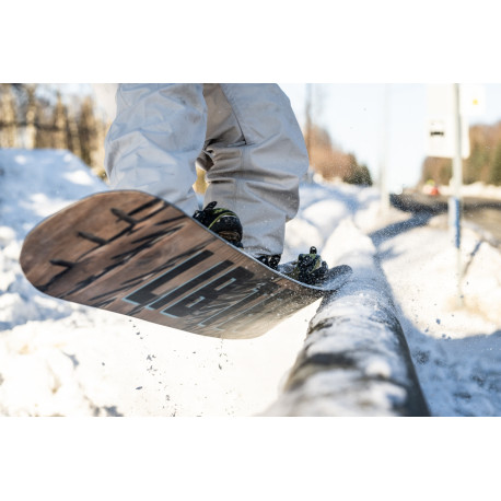 Snowboard Lib Tech Legitimizer 2025 