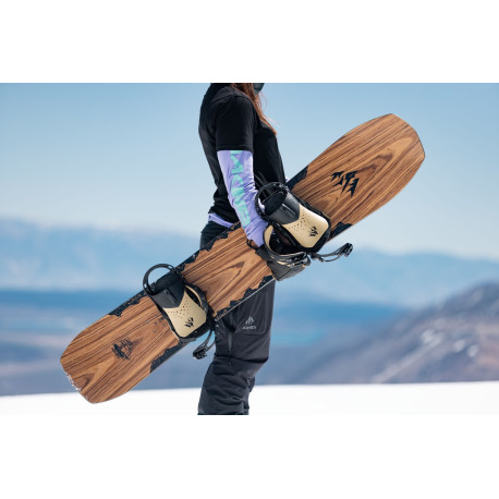 Snowboard Jones Women's Flagship 2024 