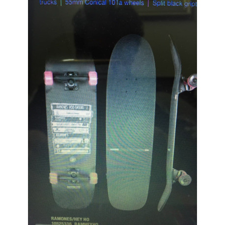 Skateboard Globe Shooter 8.6'' -Ramones/Hey Ho - Complete 2023 - Skateboards Complètes