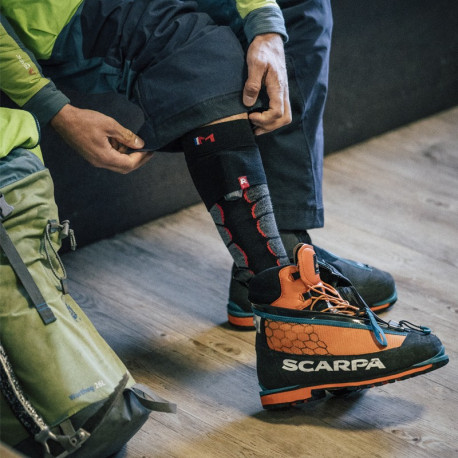 Monnet Heat Protech Socks Black/Red 2022