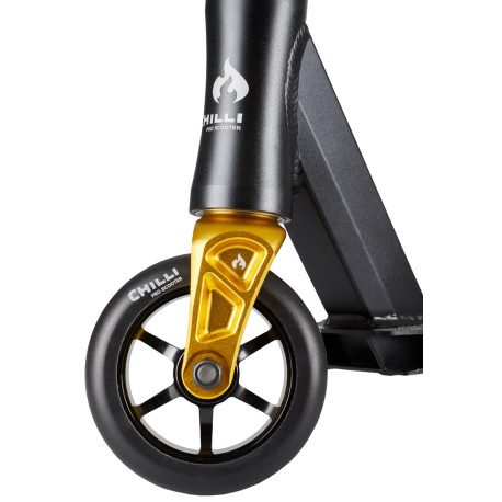Chilli Scooter Complete Pro 5000 Blacky Black/Gold 2022 - Trottinette Freestyle Complète