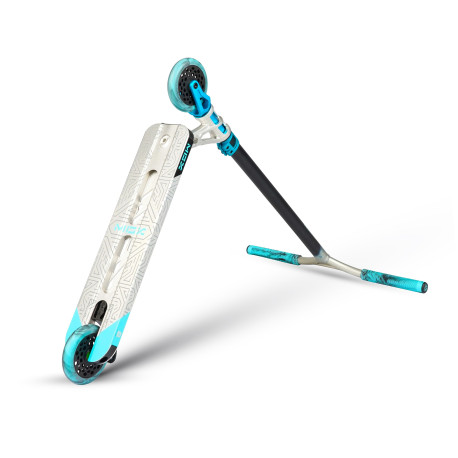Madd Gear MGP Scooter Complete MGX Extreme E1 Silver Turquoise 2022