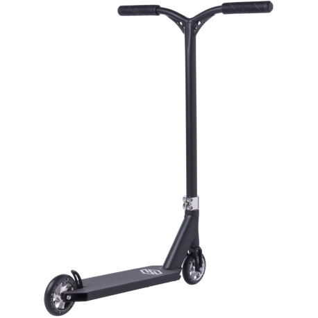Stuntroller Striker Lux Pro Black/Chrome 2023