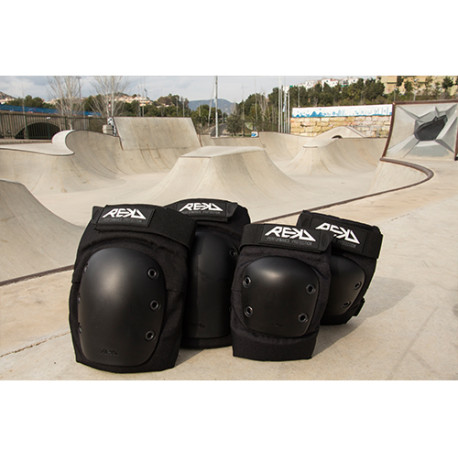 Knee Pad Rekd Ramp Black 2023