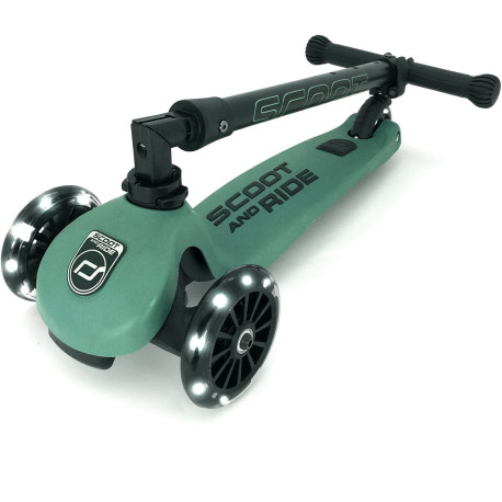 Scoot and Ride | Highwaykick 3 LED | Forest 2022