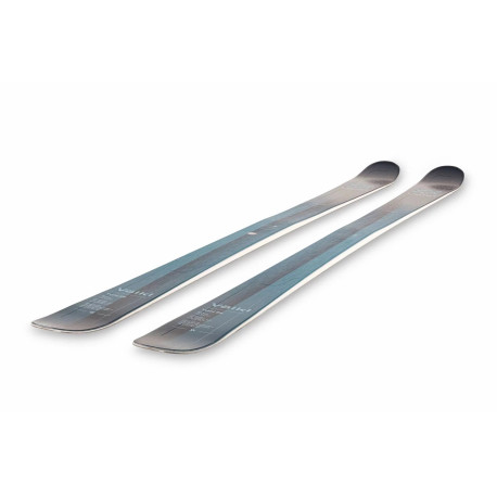 Ski Volkl Yumi 84 2022