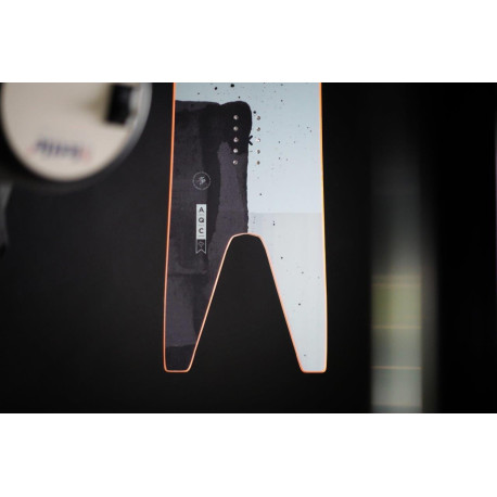 Snowboard Amplid Snommellier 2023